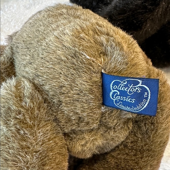 Collector Gund bears. - Picture 6 of 9